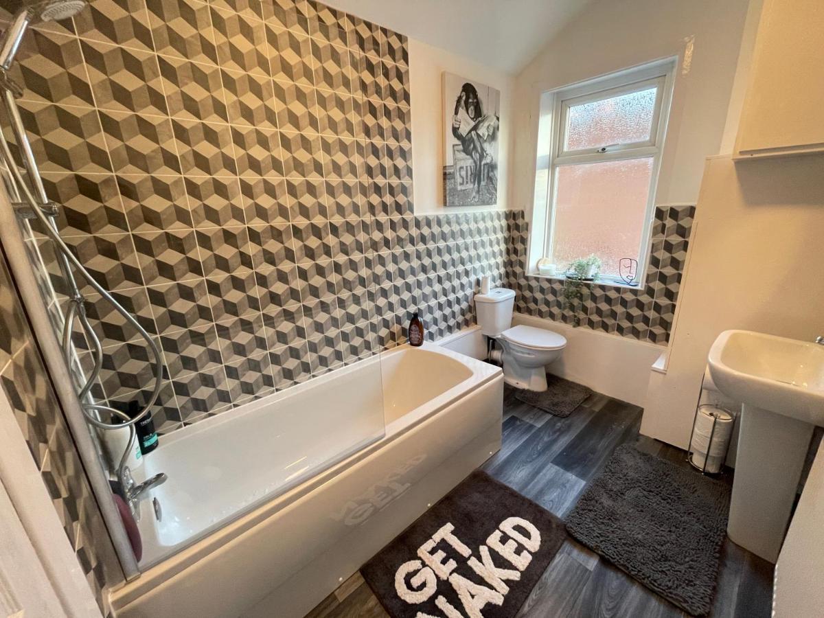 Urban 3 Bedroom Home In Kings Heath-Great Location Бірмінгем Екстер'єр фото
